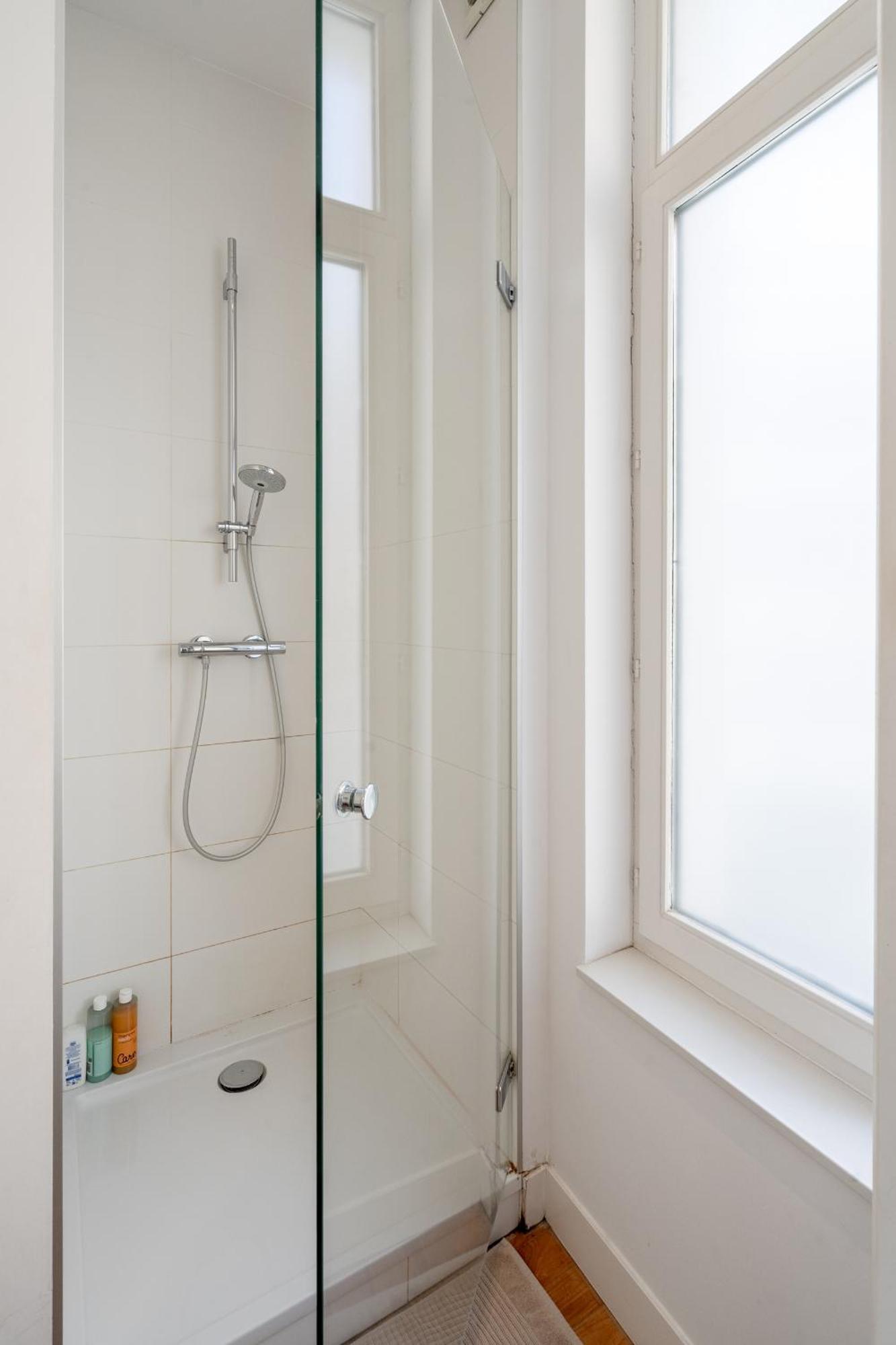 Beautiful Modern In The Heart Of Appartement
