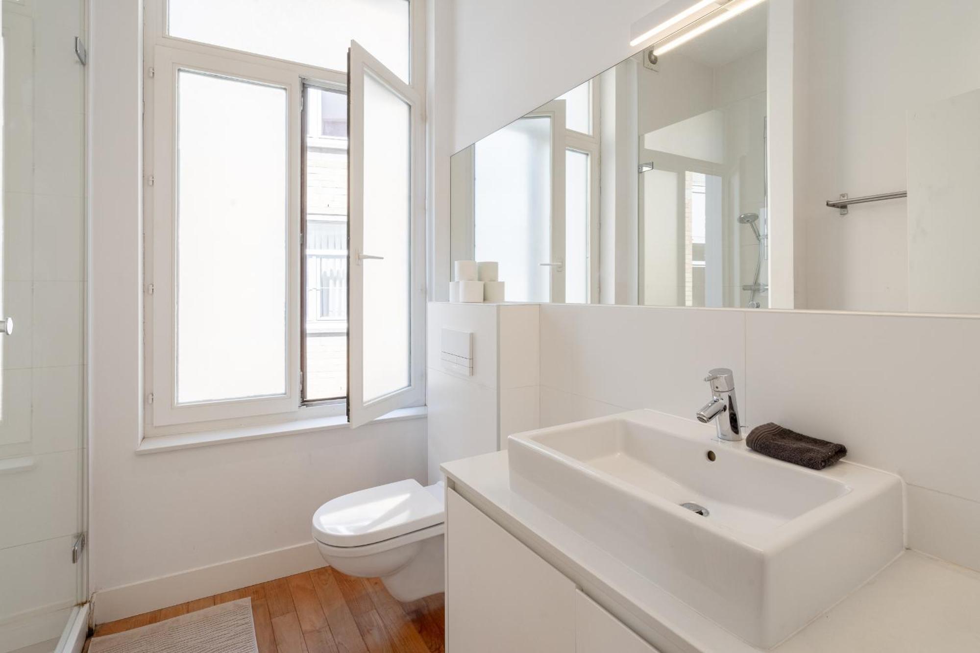 Beautiful Modern In The Heart Of Antwerpen